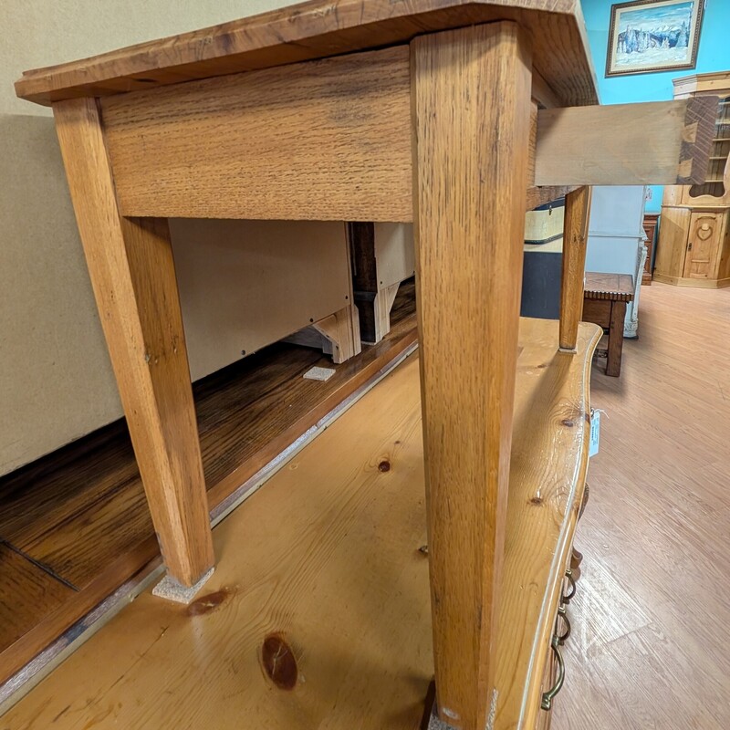 Low Antique Table, Oak, 2 Drawers
40 x 19 x 22h