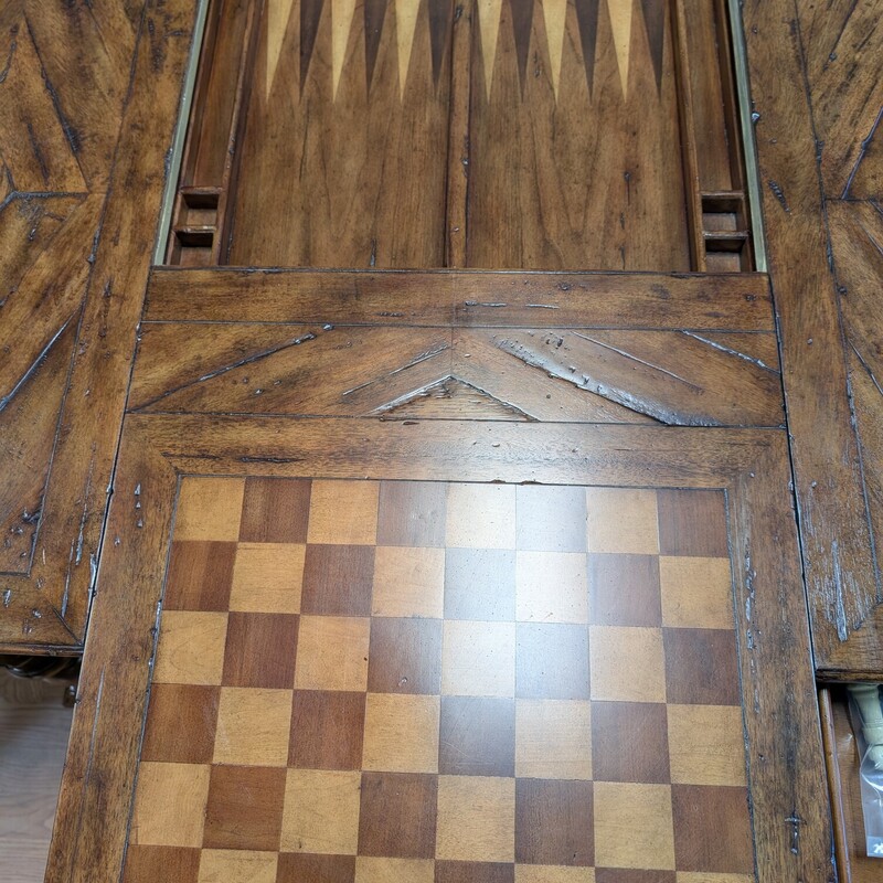 Theodore Alexander Game Table
Slide Out and Drawers
Game Pieces included
48 x 32