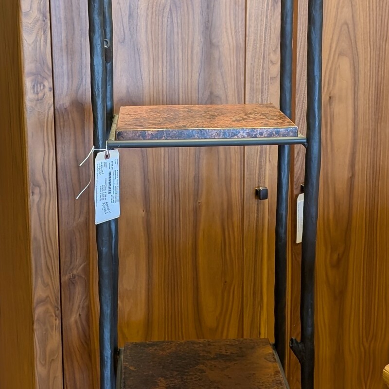 Etagere With Copper/iron