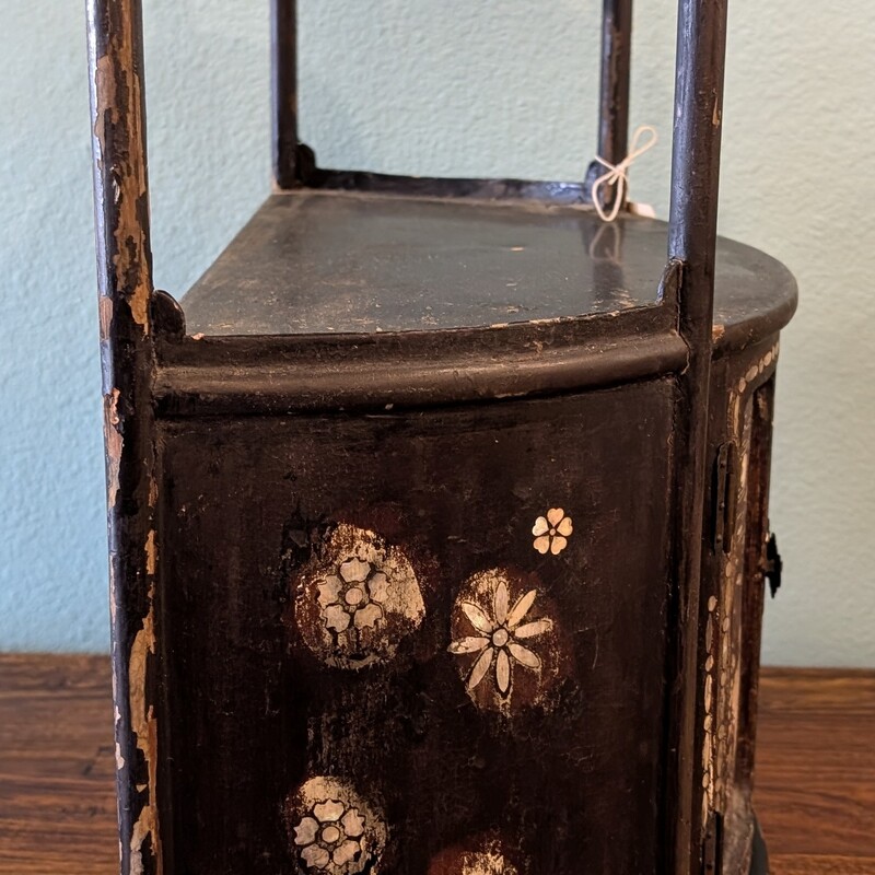 Mother Of Pearl Antique Chinese Cabinet, Semi Circle<br />
Black<br />
17w x 9.5d x 18.5h