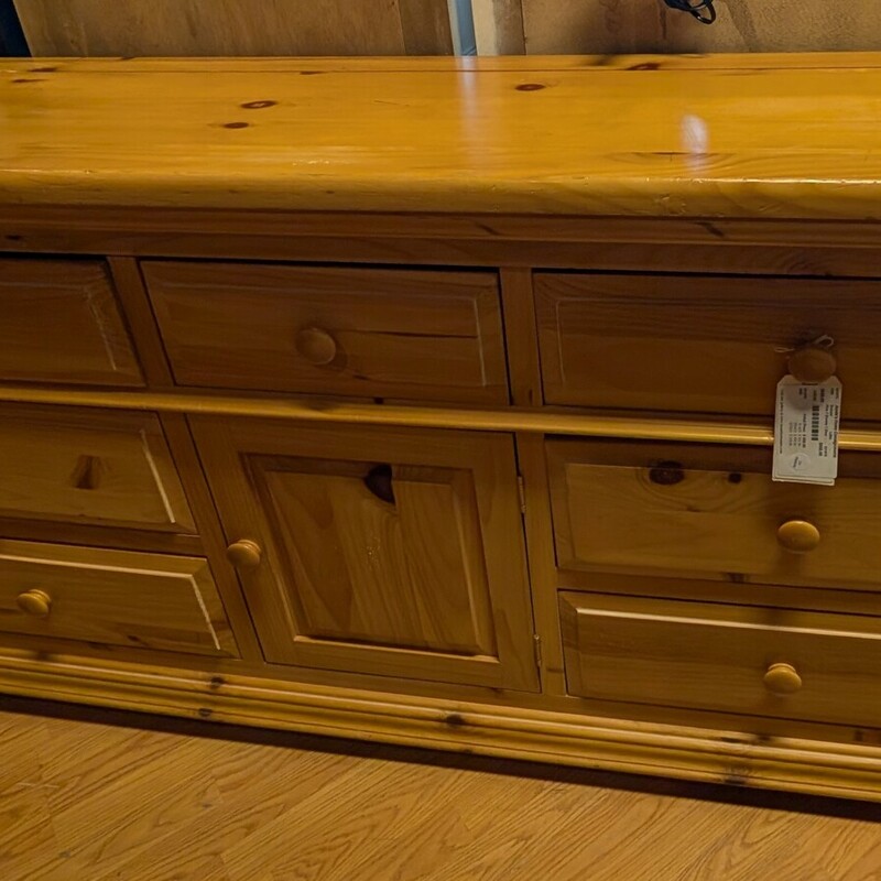 Pine 7 Drawer 1 Door w/ 2 drawers, Light Stain
70 x 19 x 34h