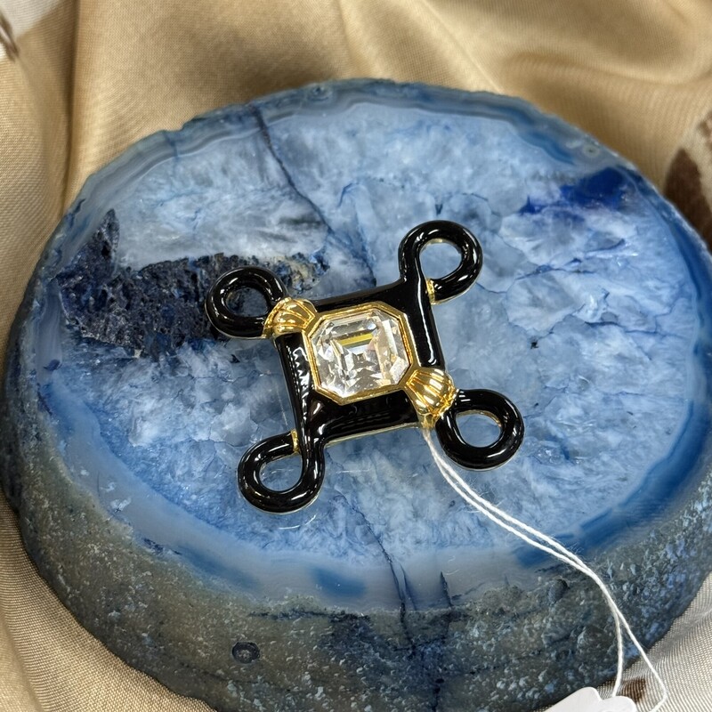 Brooch