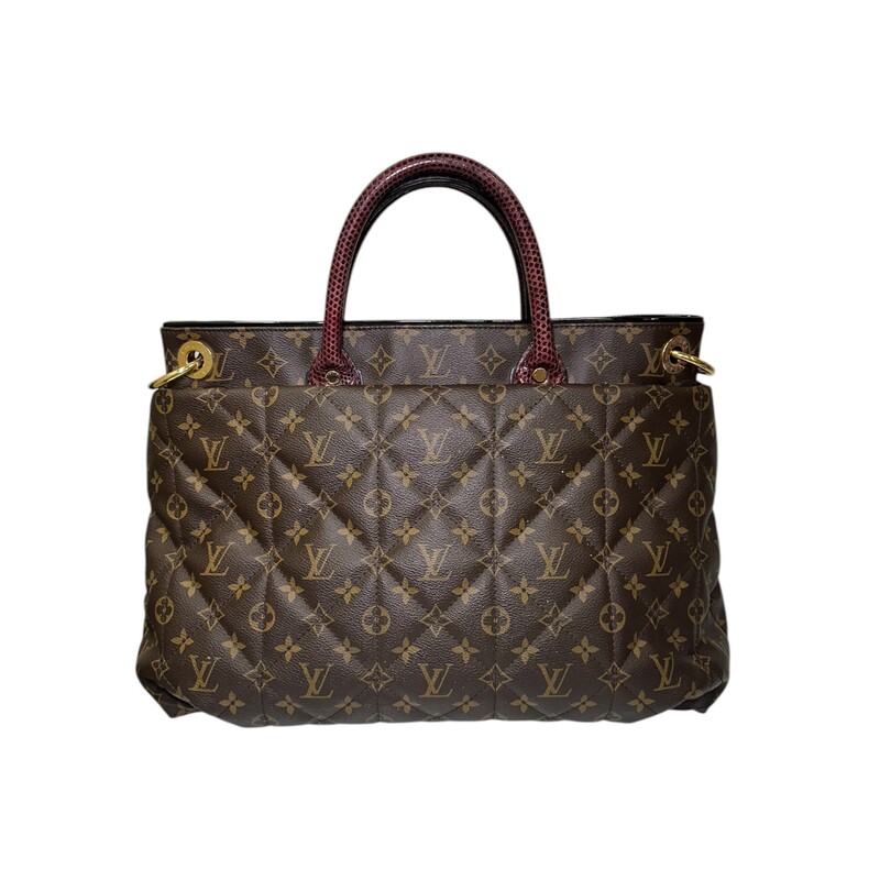 Louis Vuitton Etoile Exotique Phyton Quilted Bag<br />
<br />
Date Code: RC4171<br />
<br />
Dimensions:16 L  x  13 H  inches<br />
<br />
In very good condition. No long strap included. Some minor scuffs on the hardware and some minor marks inside the interior.<br />
<br />
Does not come with original dust bag or box.