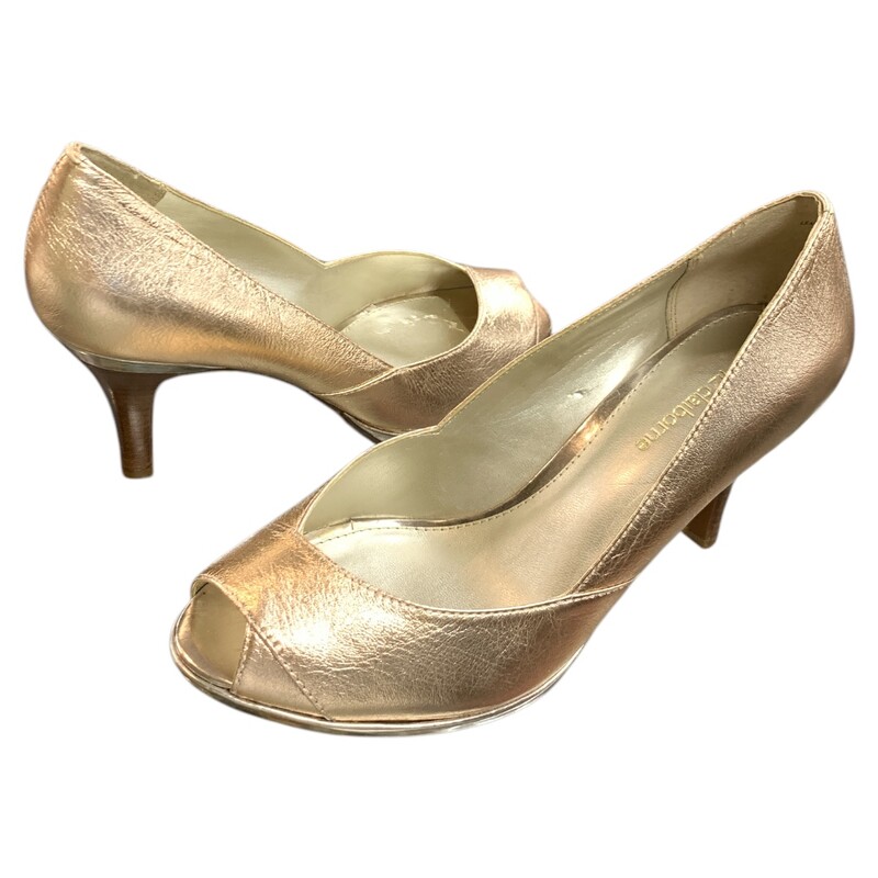 Liz Claiborne, Gold, Size: 8.5