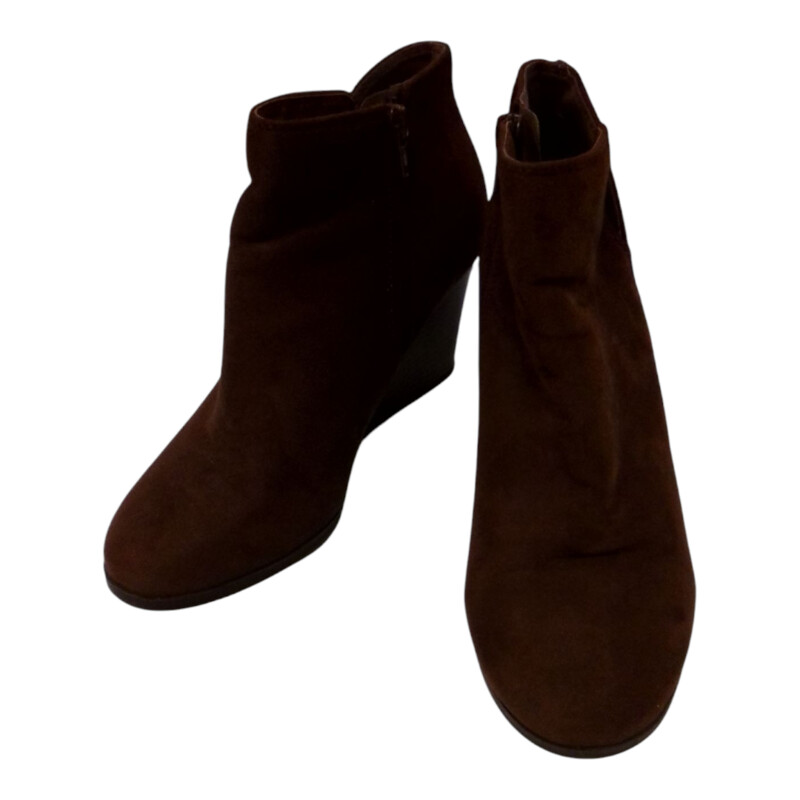 Shoes: Brown Wedges