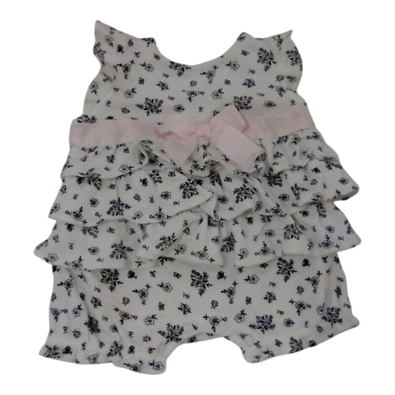 Romper: White/Black/Pink, Girl, Size: 6/9m
Located at Pipsqueak Resale Boutique inside the Vancouver Mall, Suite 230, (upstairs between Round 1 and Golds Gym) or online at: #pipsqueakresale

All items are photographed prior to being steamed. Cross posted, items are located at #PipsqueakResaleBoutique, payments accepted: cash, paypal & credit cards. Any flaws will be described in the comments. More pictures available with link above. Local pick up available at the #VancouverMall, tax will be added (not included in price), shipping available (not included in price, *starts at $9.99; please contact regarding shipment of toys or other larger items), item can be placed on hold with communication, message with any questions. Join Pipsqueak Resale - Online to see all the new items! Follow us on IG @pipsqueakresale / Facebook @pipsqueakresaleboutique & Thanks for looking! Due to the nature of consignment, any known flaws will be described; ALL SHIPPED SALES ARE FINAL. All items are currently located inside Pipsqueak Resale Boutique as a store front items purchased on location before items are prepared for shipment will be refunded.

#resalerocks #shopsmall #pipsqueakresale #shopvanmall #vancouverwa #portland #reusereducerecycle #fashiononabudget #chooseused #consignment #savemoney #shoplocal #weship  #shopvanmall #vancouvermall #vancouver #vancouverwashington #keepusopen #shoplocalonline #resale #resaleboutique #mommyandme #minime #fashion #reseller #usedclothing #usedtoys #secondhand #consign #store #clothes #womensclothes #kidsclothes #shopvancouvermall