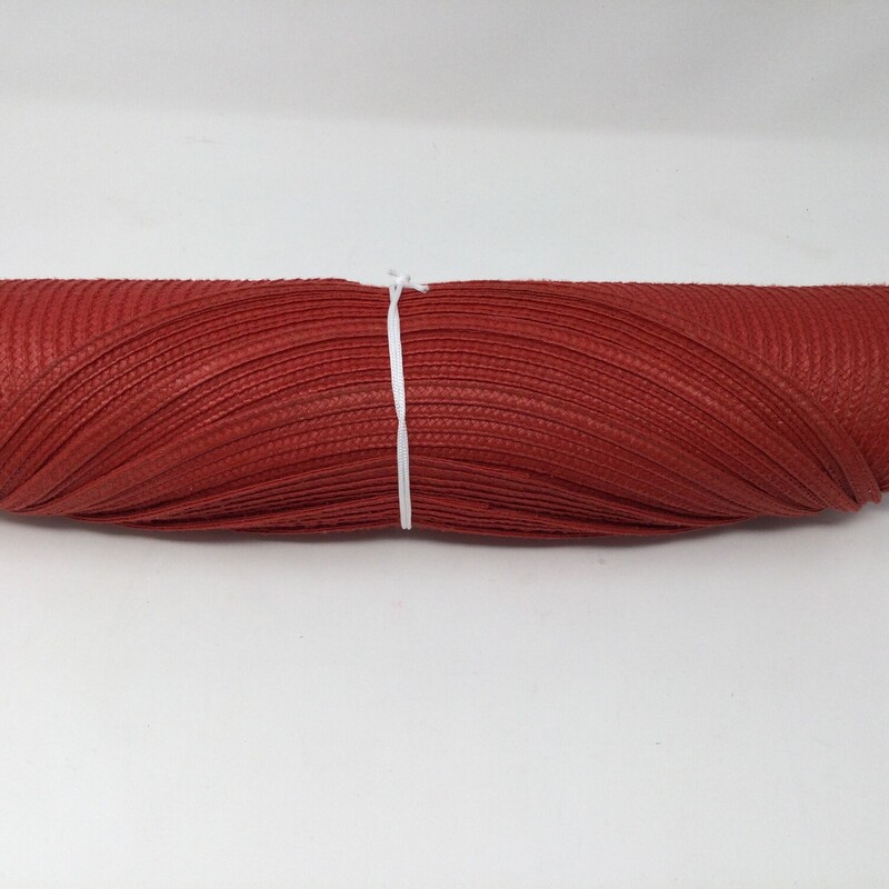 Round Placemats,
Red,
Size: 15 In