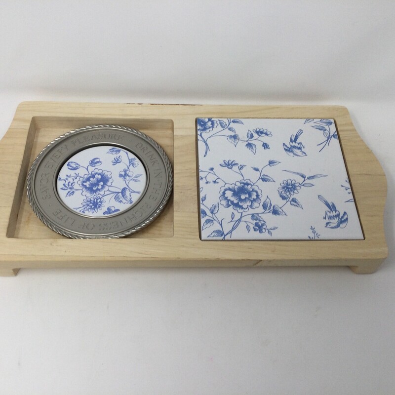 Wooden Server With Tile Inserts,<br />
Wood/White/Blue,<br />
Size: 15.5 X 7.5 In