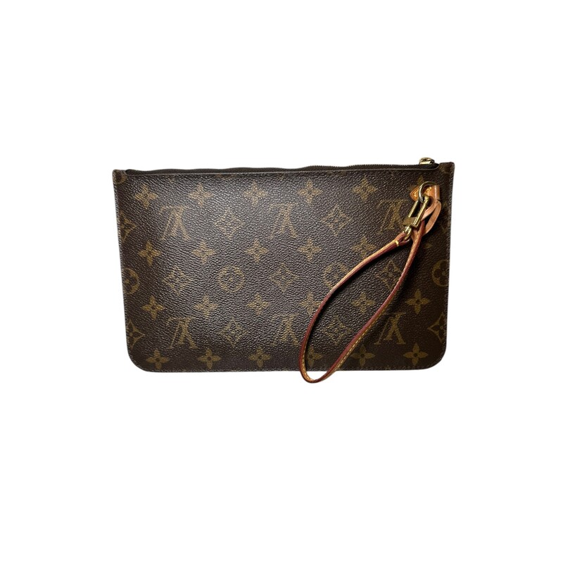 Louis Vuitton Monogram Pochette MM<br />
<br />
Date Code: FL 1108<br />
<br />
Dimensions: 8 L  X 6 Hinches<br />
<br />
In good condition  Some puffing on zipper line. Tarnishing to hardware.<br />
<br />
Does not come with original dust bag or box.