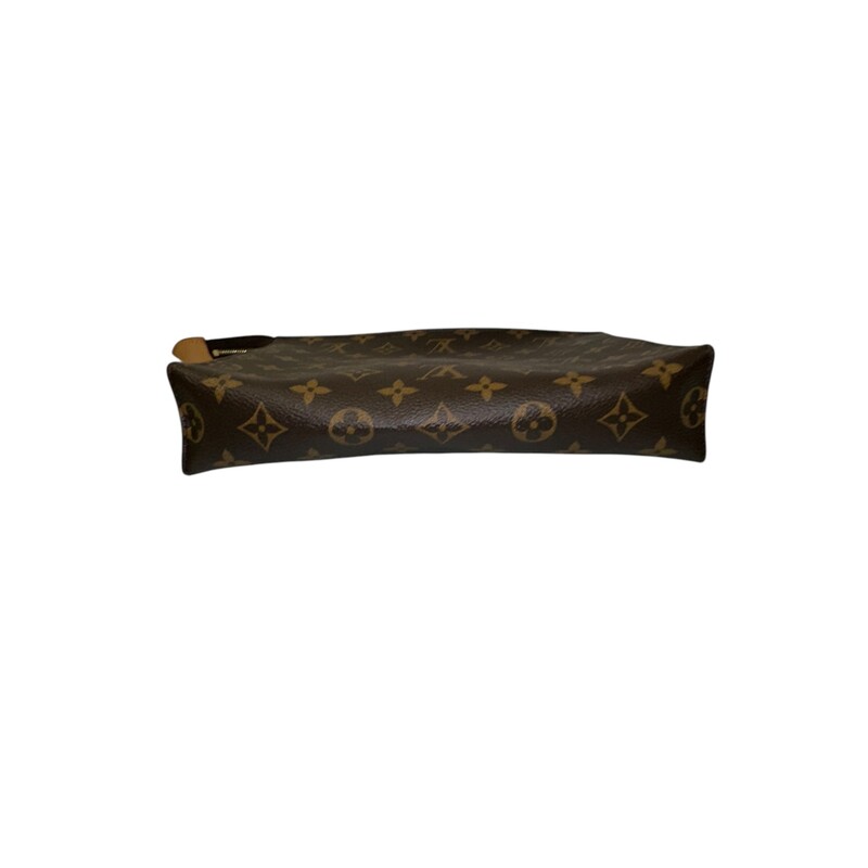 Louis Vuitton Poche Toilette Monogram

Date Code: SA4195

Dimensions:
7.9 x 9.8 x 2.2 inches
(Length x Height x Width)

In very good condition. Light marks to the inside.

Does not come with the original dust bag or box.