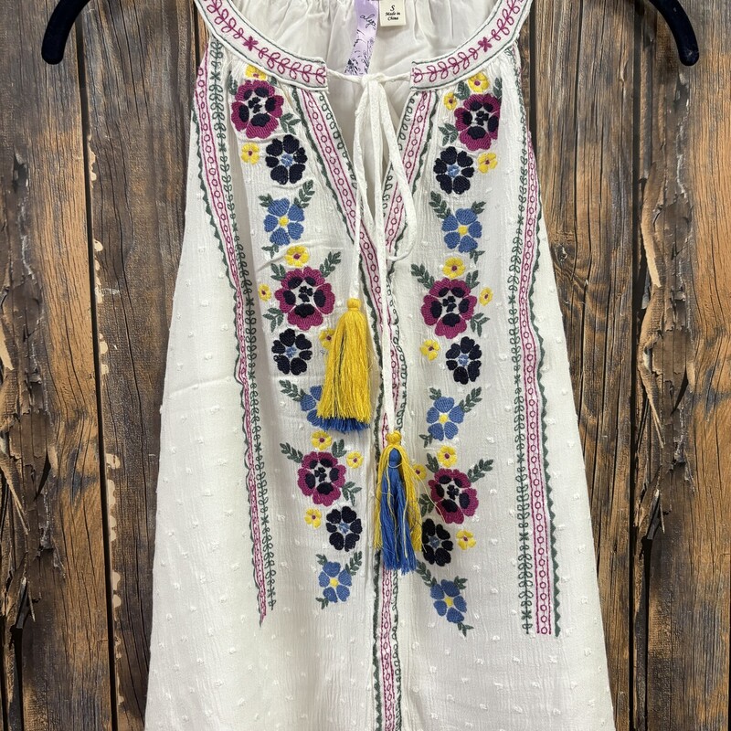 White Tank Embr Flowers, Size: Xs