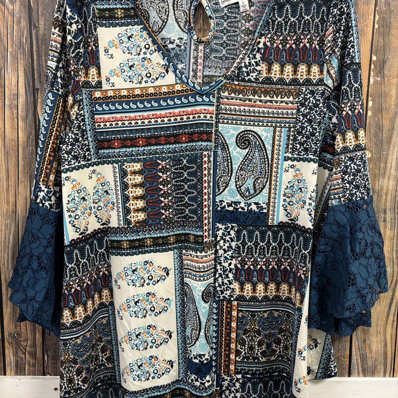 Blue Paisley Top, Size: L