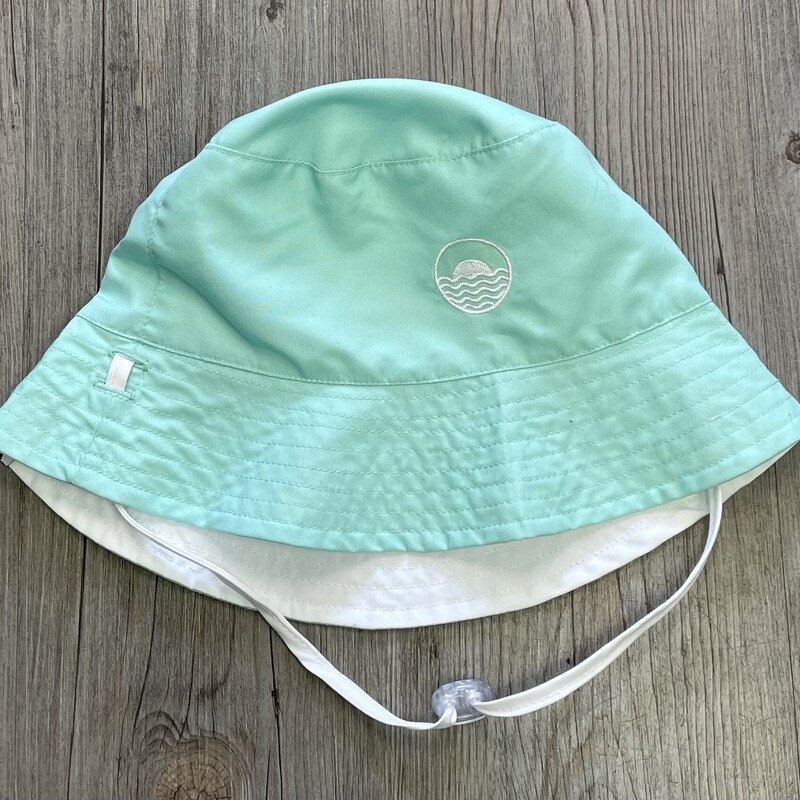 F4A Reversible Bucket Hat, Mint, Size: Youth
NEW