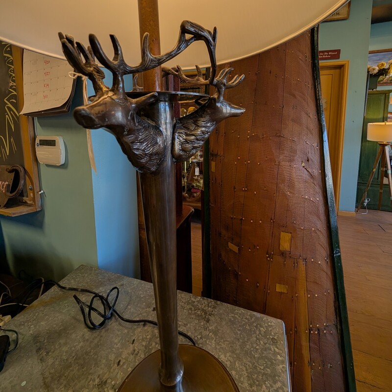 Bronze 3 Deer Head Base, Fabric, Shade
18 x 39