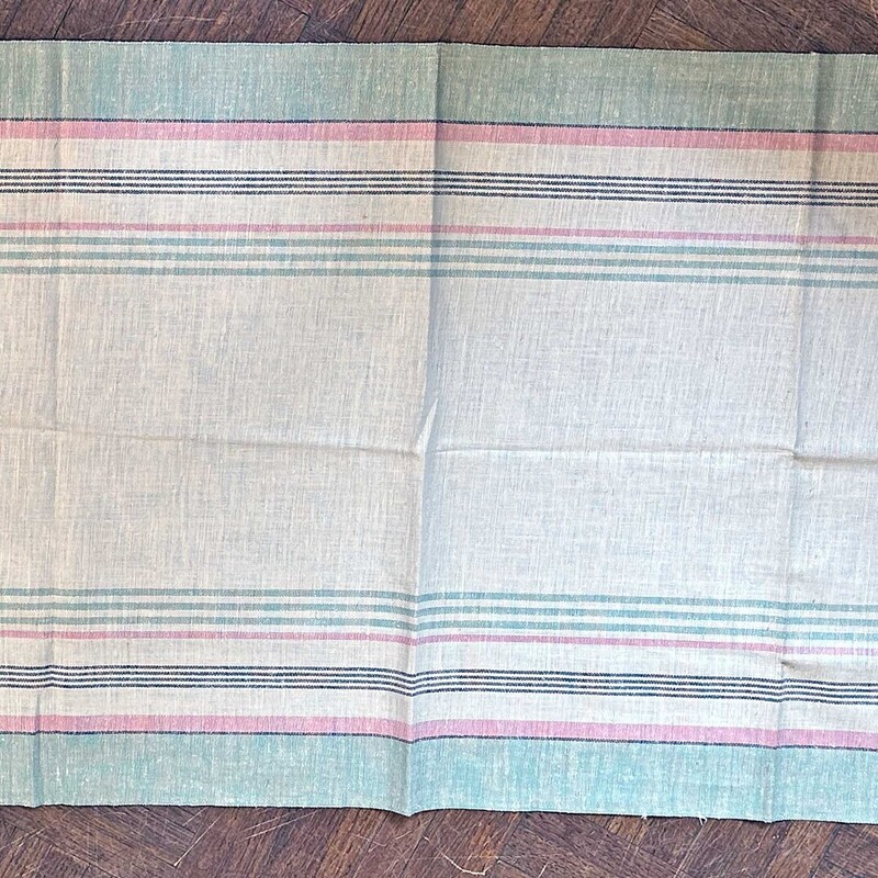 Vintage Plaid Linen 32x16