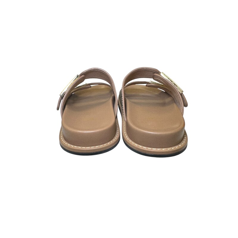 Fendi Jacquard Dual Buckle Sandals<br />
<br />
Size: 38<br />
<br />
In very good condition. Light scuff on the interior sole.<br />
<br />
Comes with the original dust bag and box.