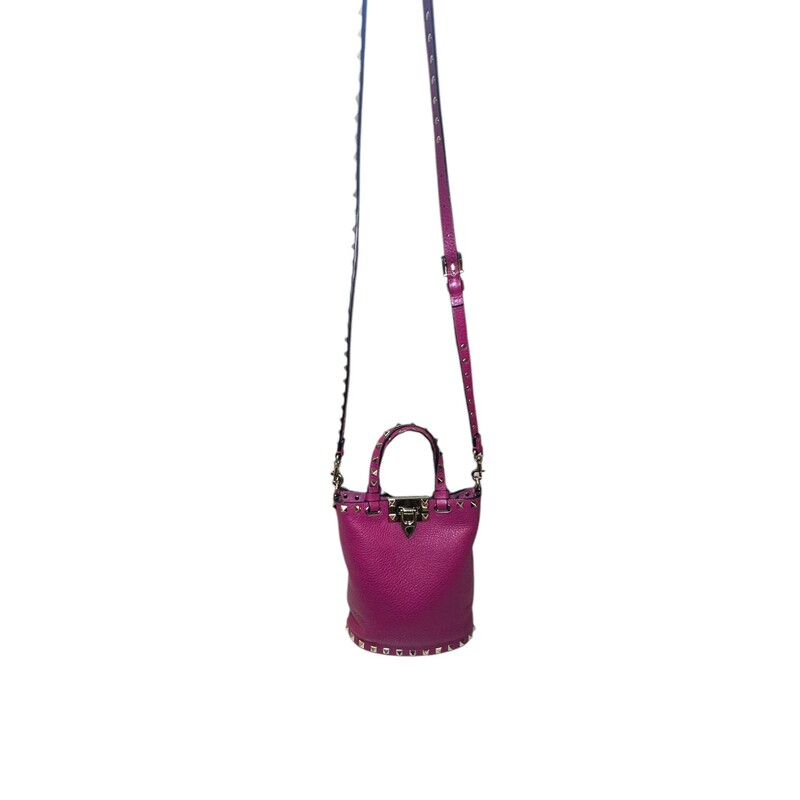 Valentino Mini Bucket Rose Violet Crossbody<br />
<br />
Dimensions:<br />
Base length: 6.25 in<br />
Height: 7.25 in<br />
Width: 3.00 in<br />
Drop: 3.75 in<br />
Drop: 22.00 in<br />
<br />
In very good condition. Light stain on the interior pocket.<br />
<br />
Comes with the original dust bag.
