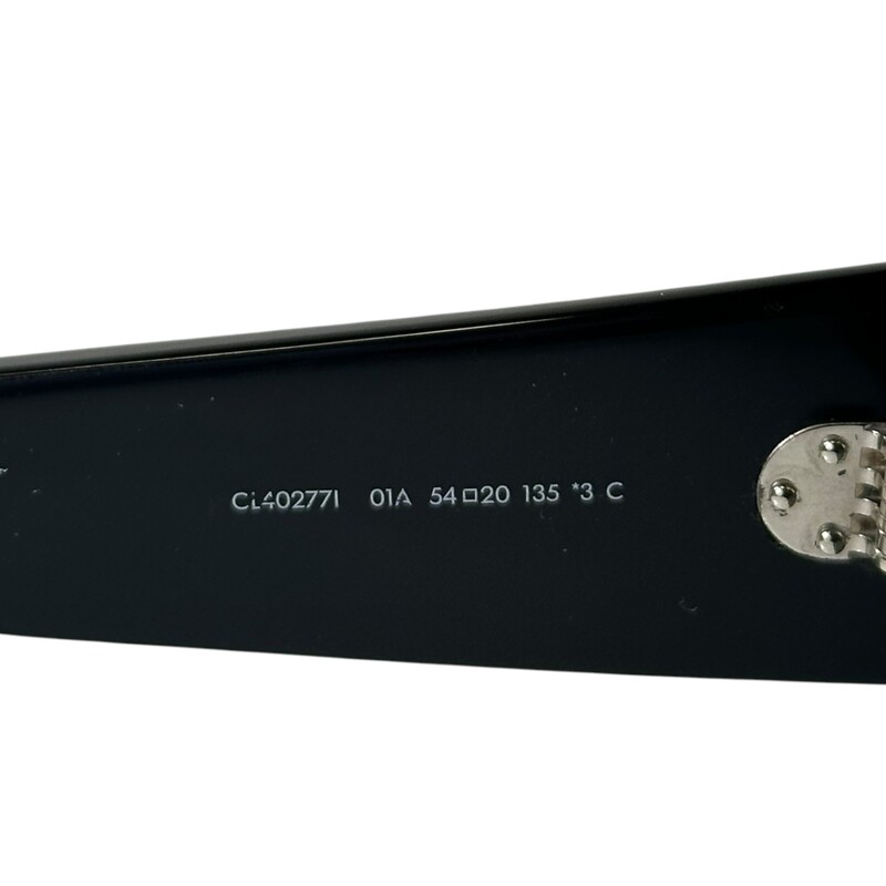 Celine Cat Eye Black Sunglasses<br />
<br />
Style Code: CL402771<br />
<br />
In very good condition. Faint scratches on the lenses.<br />
<br />
Comes with original dust bag. No box.