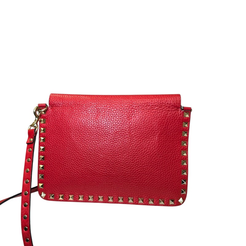 Valentino Slide Slip Pebbled Rockstud Crossbody<br />
<br />
Dimensions:<br />
9inx6.5inx2.5in<br />
Strap Drop: 17.25in<br />
<br />
In very good condition.<br />
<br />
Comes with the original dust bag. No box.