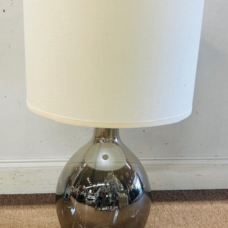 Glass Base Round Lamp
