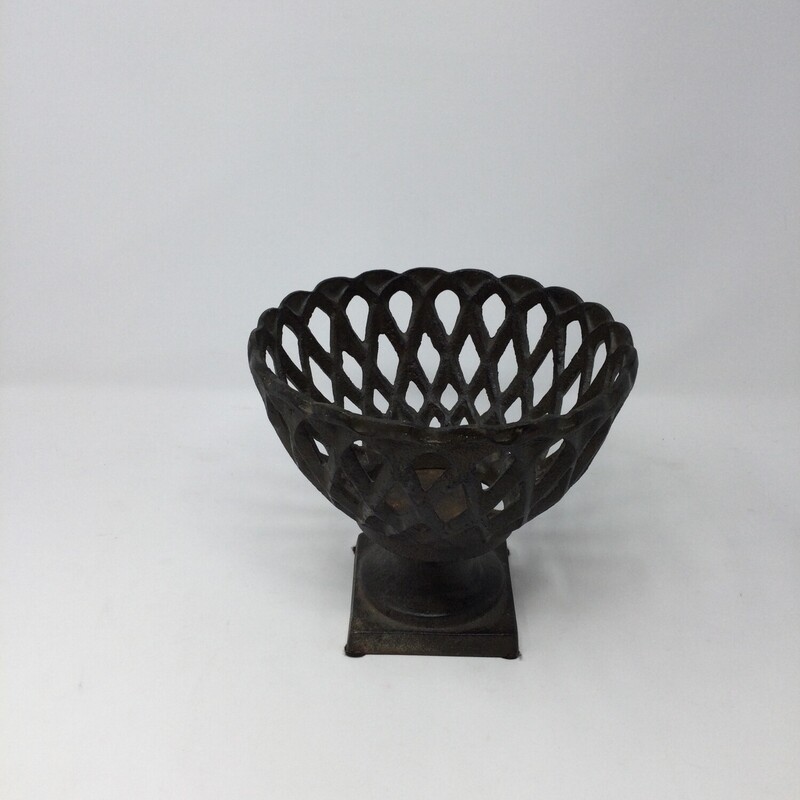 Cast Iron Pedestal Bowl,
Cast Iron,
Size: 6.5 In