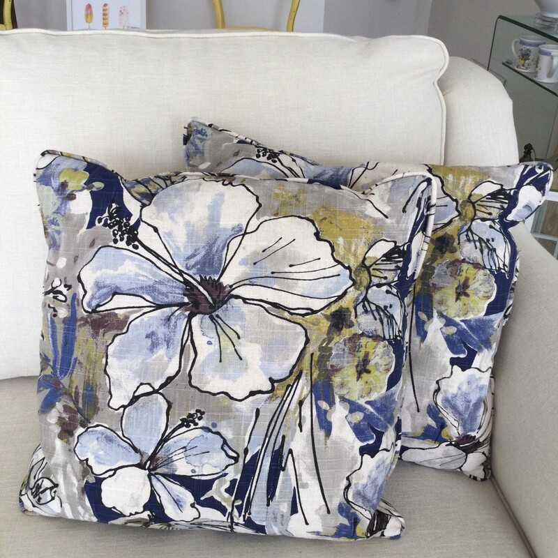 Floral Toss Cushion,
Blue/Lime/Grey,
 Size: 20 X 20 In