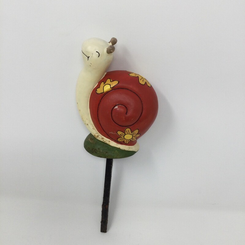 Snail Plant Pot Decor