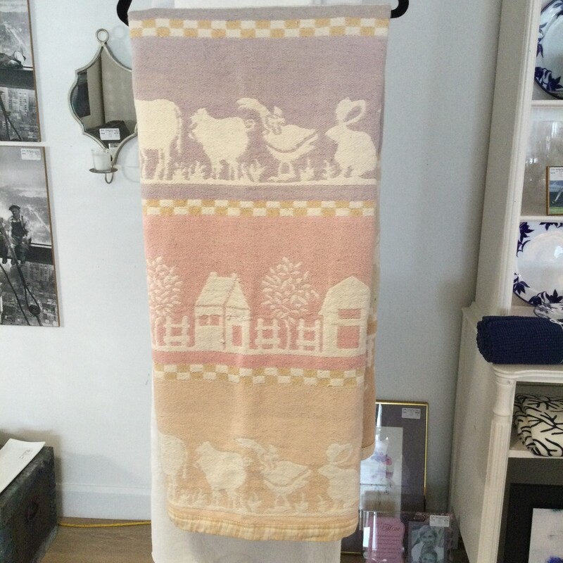 Cotton Throw Barnyard Motif,
Pastels