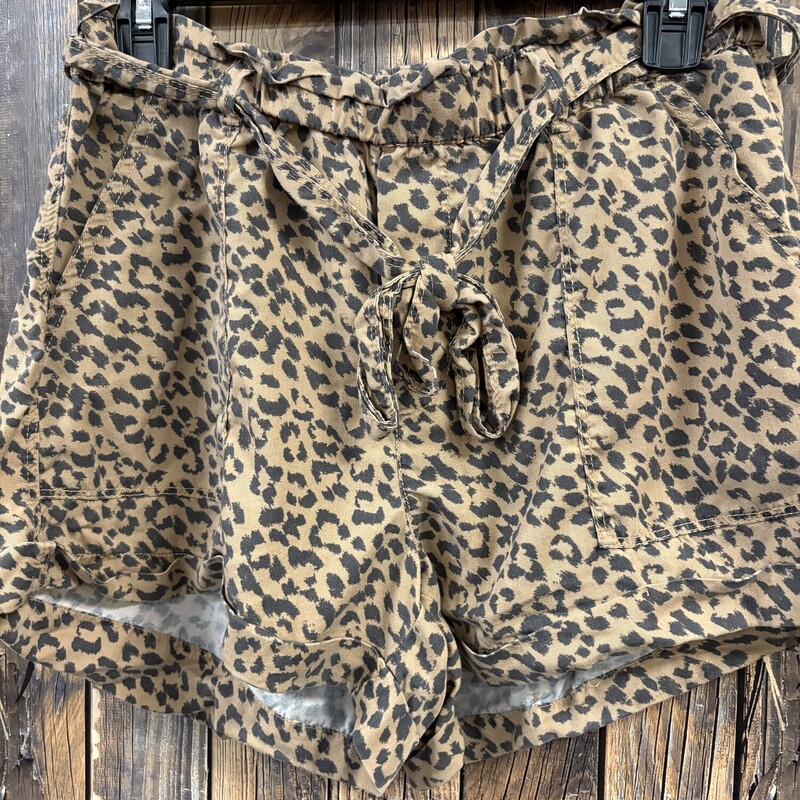 Aerie Leopard Shorts, Size: M