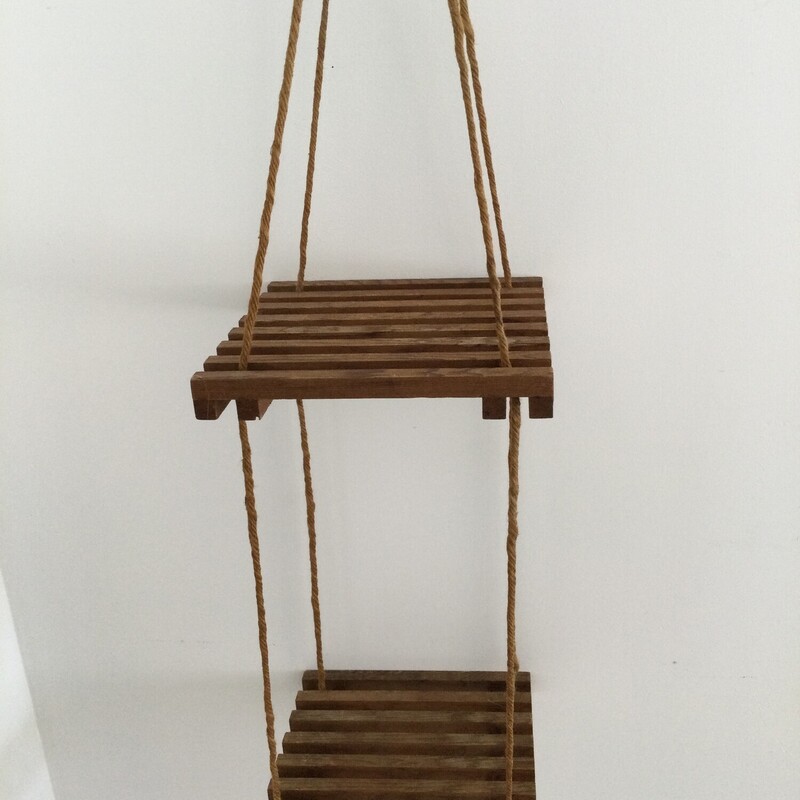 Wood & Rope Hanging Shelv