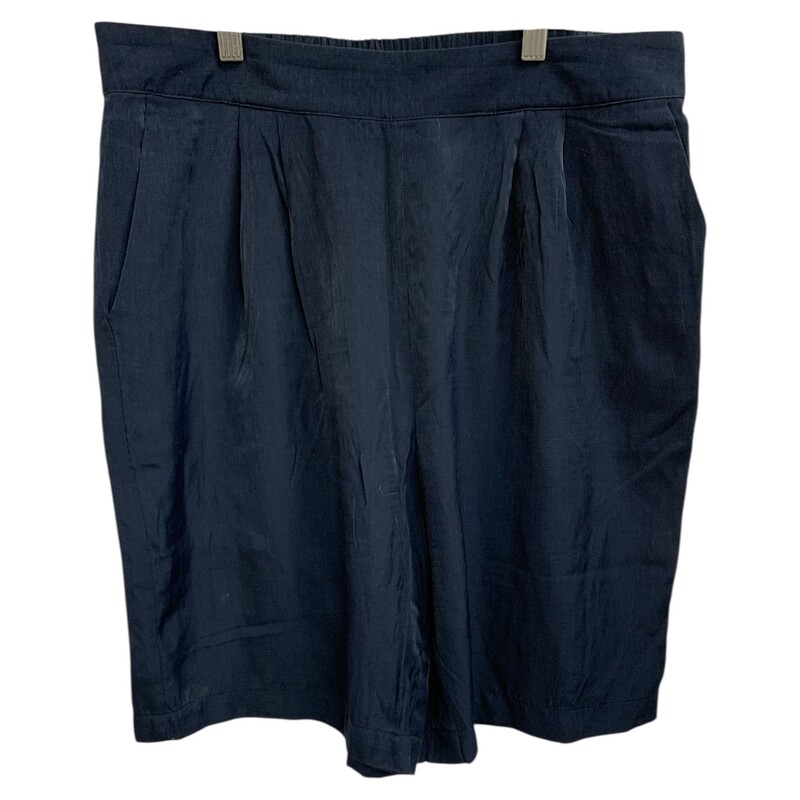 ICHI Shorts NWT, Navy, Size: L