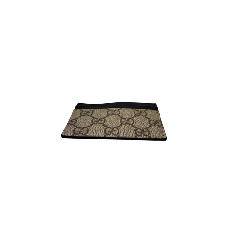 Gucci Supreme GG Card Holder<br />
<br />
Style Code:232166.525040<br />
<br />
Dimensions: 4 L X 3 H inches<br />
<br />
In very good condition. Some minor scratches.<br />
<br />
Does not come with original dust bag or box.
