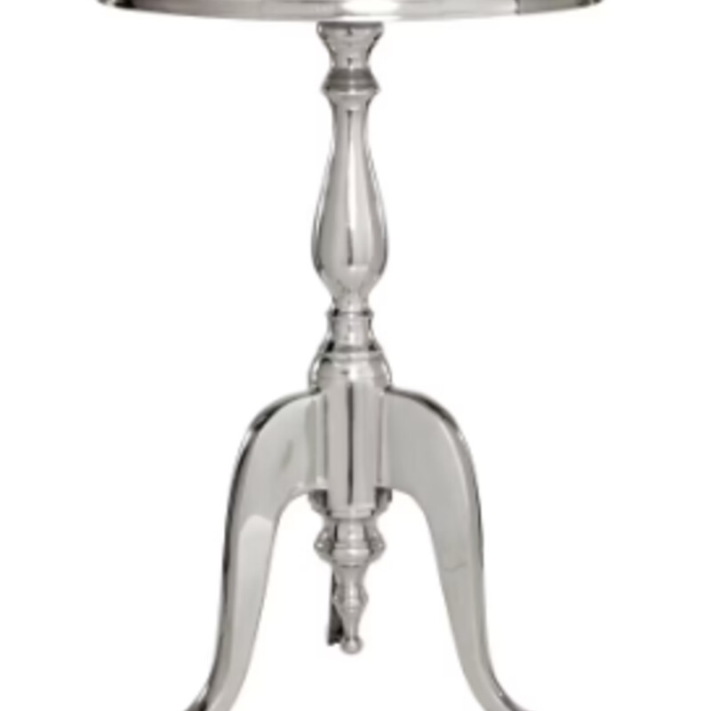 Aluminum Tray Accent Table
Silver Aluminum
Size: 17x29H