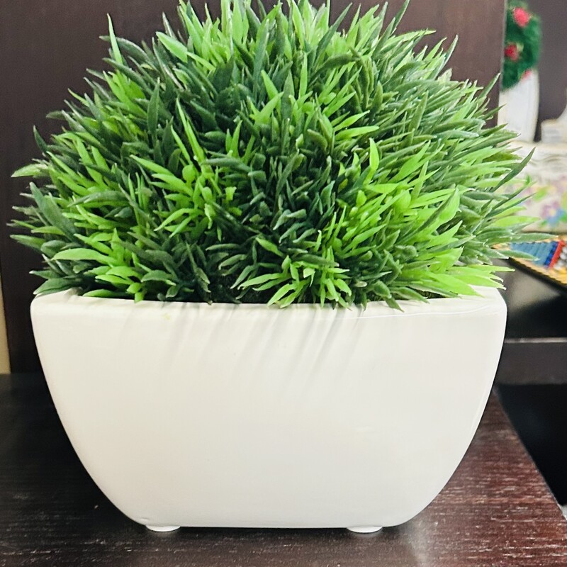 C&B Artificial Potted Plt