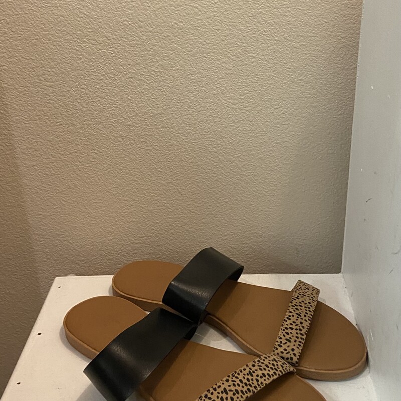 Blk/Tan Dot Sandal