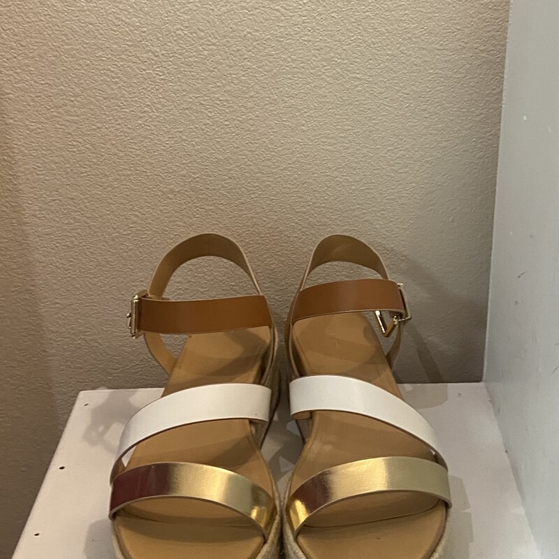 Brw/G/W Esp Sandal<br />
Brw/G/W<br />
Size: 9.5 R $90