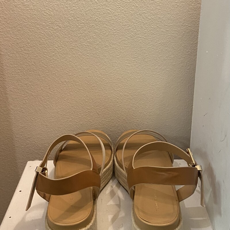 Brw/G/W Esp Sandal<br />
Brw/G/W<br />
Size: 9.5 R $90