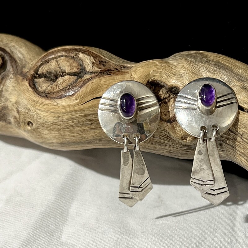 EA925PrplOvalDangles