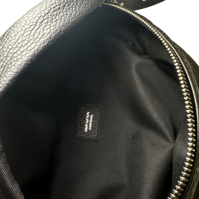 Louis Vuitton Empreinte Uniformes BumBag Black<br />
<br />
Date Code:<br />
<br />
Dimensions:<br />
Length: 13.75 in<br />
Height: 7.00 in<br />
Width: 4.00 in<br />
Drop: 12.00 in<br />
<br />
In excellent condition.<br />
<br />
Does not come with the original dust bag or box.
