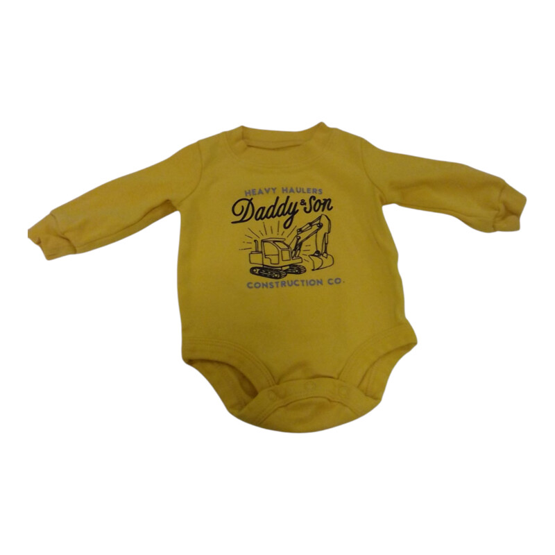 Long Sleeve Onesie:Daddy, Boy, Size: 3m

Located at Pipsqueak Resale Boutique inside the Vancouver Mall, Suite 230, (upstairs between Round 1 and Golds Gym) or online at: #pipsqueakresale

All items are photographed prior to being steamed. Cross posted, items are located at #PipsqueakResaleBoutique, payments accepted: cash, paypal & credit cards. Any flaws will be described in the comments. More pictures available with link above. Local pick up available at the #VancouverMall, tax will be added (not included in price), shipping available (not included in price, *starts at $9.99; please contact regarding shipment of toys or other larger items), item can be placed on hold with communication, message with any questions. Join Pipsqueak Resale - Online to see all the new items! Follow us on IG @pipsqueakresale / Facebook @pipsqueakresaleboutique & Thanks for looking! Due to the nature of consignment, any known flaws will be described; ALL SHIPPED SALES ARE FINAL. All items are currently located inside Pipsqueak Resale Boutique as a store front items purchased on location before items are prepared for shipment will be refunded.

#resalerocks #shopsmall #pipsqueakresale #shopvanmall #vancouverwa #portland #reusereducerecycle #fashiononabudget #chooseused #consignment #savemoney #shoplocal #weship  #shopvanmall #vancouvermall #vancouver #vancouverwashington #keepusopen #shoplocalonline #resale #resaleboutique #mommyandme #minime #fashion #reseller #usedclothing #usedtoys #secondhand #consign #store #clothes #womensclothes #kidsclothes #shopvancouvermall