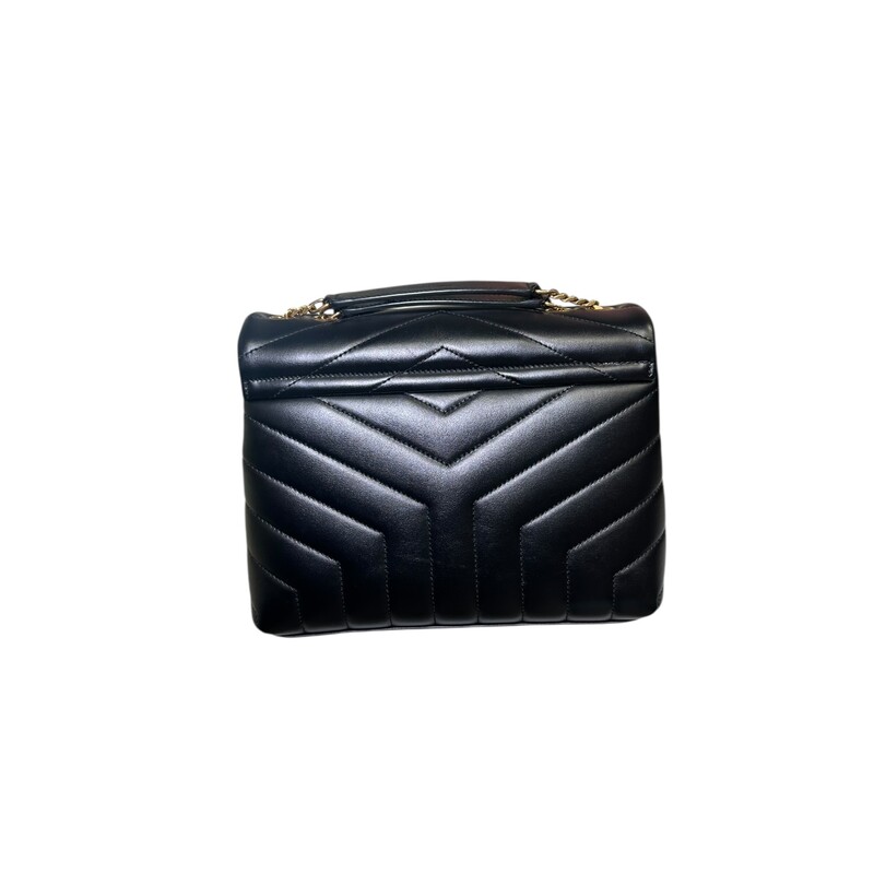 Saint Laurent LouLou Puffer Chain Bag<br />
<br />
Style code: TCT494699.0622<br />
<br />
Dimensions:  9.8 L x 6.6 H inches<br />
<br />
In very good condition. Some very minor corner wear. Some very minor wear on the strap.<br />
<br />
Comes with original dust bag and box.