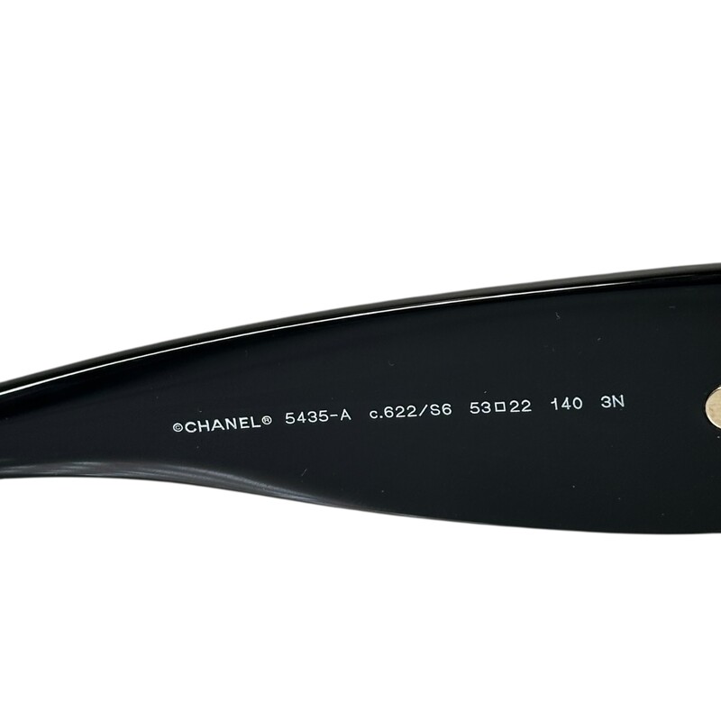 Chanel Square Logo Black Sunglasses<br />
<br />
Style Code: Chanel 5435-A<br />
<br />
In very good condition. Very faint sctraches on the lenses.<br />
<br />
Comes with original case and box.