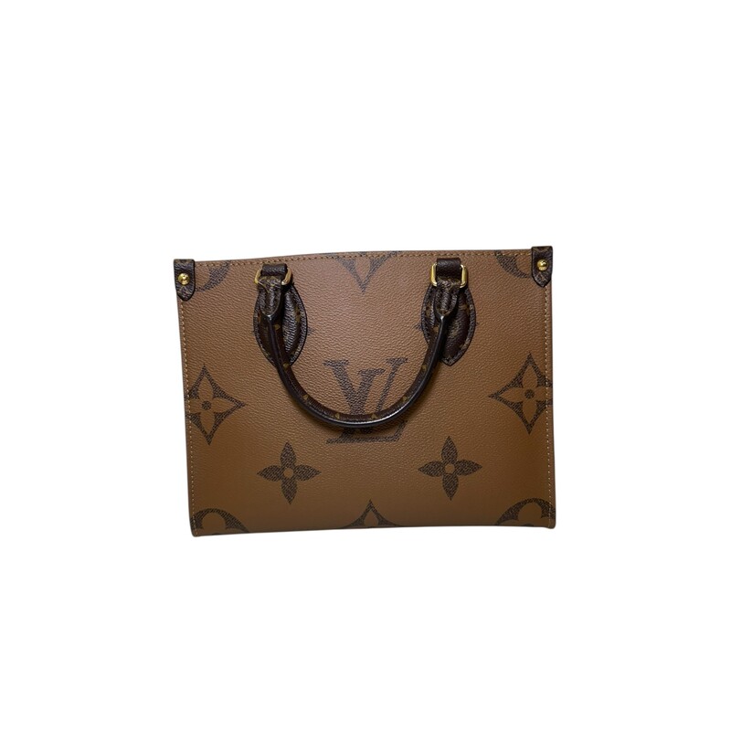 Louis Vutiton Reverse Monogram Giant Onthego PM<br />
<br />
Date Code: Microchip<br />
<br />
Dimensions:<br />
Base length: 9.75 in<br />
Height: 7.5 in<br />
Width: 4 in<br />
Drop: 3.5 in<br />
Drop: 21 in<br />
<br />
In excellent condition. Like new.<br />
<br />
Comes with the original dust bag. No box.