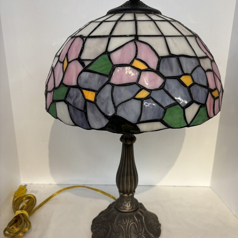 Tiffany Style Floral Lamp