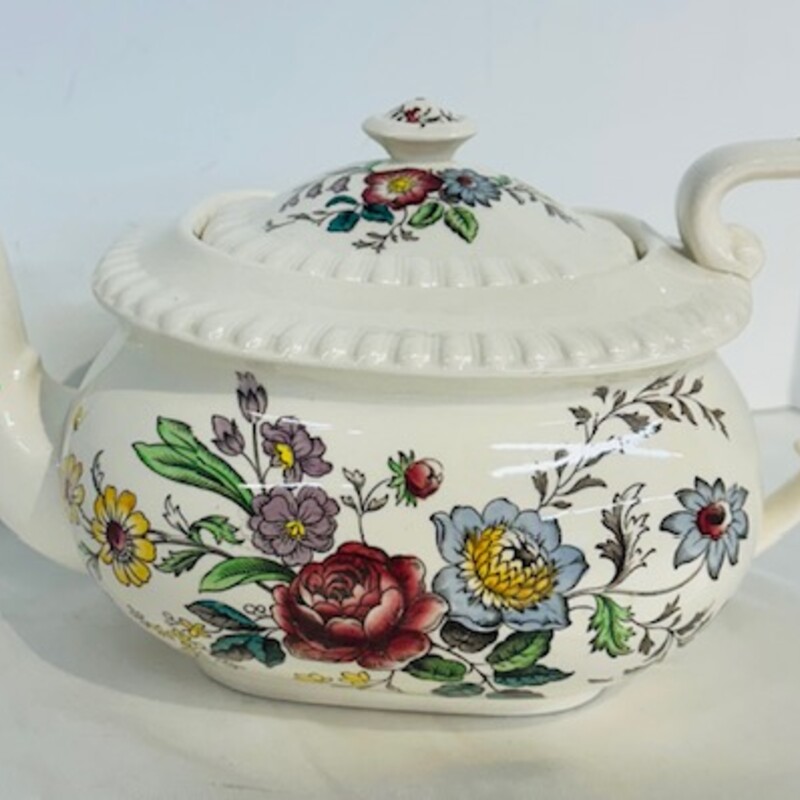 Spode Copeland Romney Teapot
White Multicolored Size: 10 x 6H