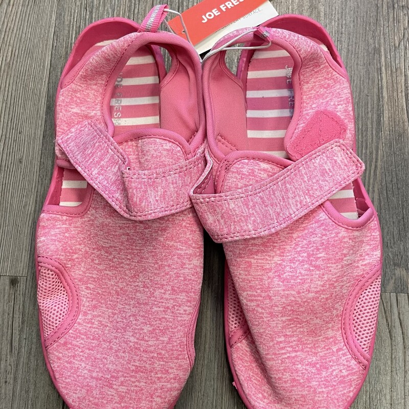 Joe Fresh Water Shoes