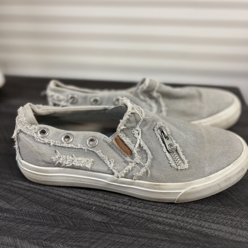 Grey Blowfish Shoes, Size: 7