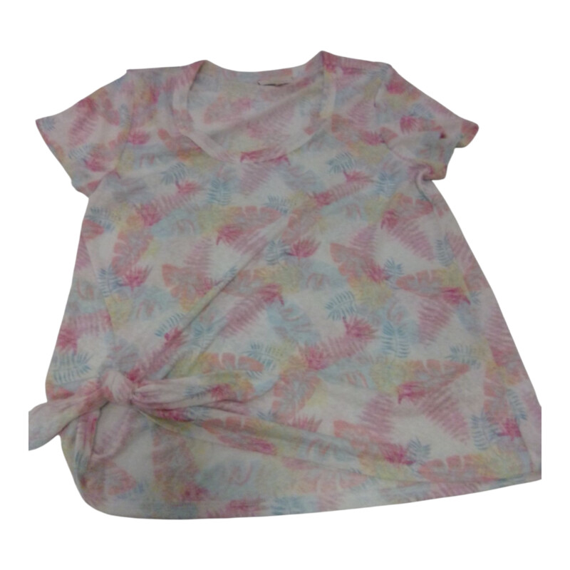Shirt: Rainbow Leaves, Womens, Size: M

Located at Pipsqueak Resale Boutique inside the Vancouver Mall, Suite 230, (upstairs between Round 1 and Golds Gym) or online at: #pipsqueakresale

All items are photographed prior to being steamed. Cross posted, items are located at #PipsqueakResaleBoutique, payments accepted: cash, paypal & credit cards. Any flaws will be described in the comments. More pictures available with link above. Local pick up available at the #VancouverMall, tax will be added (not included in price), shipping available (not included in price, *starts at $9.99; please contact regarding shipment of toys or other larger items), item can be placed on hold with communication, message with any questions. Join Pipsqueak Resale - Online to see all the new items! Follow us on IG @pipsqueakresale / Facebook @pipsqueakresaleboutique & Thanks for looking! Due to the nature of consignment, any known flaws will be described; ALL SHIPPED SALES ARE FINAL. All items are currently located inside Pipsqueak Resale Boutique as a store front items purchased on location before items are prepared for shipment will be refunded.

#resalerocks #shopsmall #pipsqueakresale #shopvanmall #vancouverwa #portland #reusereducerecycle #fashiononabudget #chooseused #consignment #savemoney #shoplocal #weship  #shopvanmall #vancouvermall #vancouver #vancouverwashington #keepusopen #shoplocalonline #resale #resaleboutique #mommyandme #minime #fashion #reseller #usedclothing #usedtoys #secondhand #consign #store #clothes #womensclothes #kidsclothes #shopvancouvermall