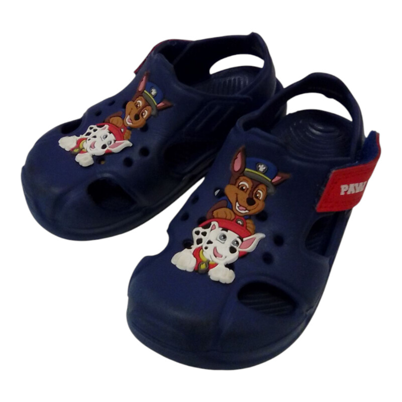 Sandels: BLue Dogs, Boy, Size: 6

Located at Pipsqueak Resale Boutique inside the Vancouver Mall, Suite 230, (upstairs between Round 1 and Golds Gym) or online at: #pipsqueakresale

All items are photographed prior to being steamed. Cross posted, items are located at #PipsqueakResaleBoutique, payments accepted: cash, paypal & credit cards. Any flaws will be described in the comments. More pictures available with link above. Local pick up available at the #VancouverMall, tax will be added (not included in price), shipping available (not included in price, *starts at $9.99; please contact regarding shipment of toys or other larger items), item can be placed on hold with communication, message with any questions. Join Pipsqueak Resale - Online to see all the new items! Follow us on IG @pipsqueakresale / Facebook @pipsqueakresaleboutique & Thanks for looking! Due to the nature of consignment, any known flaws will be described; ALL SHIPPED SALES ARE FINAL. All items are currently located inside Pipsqueak Resale Boutique as a store front items purchased on location before items are prepared for shipment will be refunded.

#resalerocks #shopsmall #pipsqueakresale #shopvanmall #vancouverwa #portland #reusereducerecycle #fashiononabudget #chooseused #consignment #savemoney #shoplocal #weship  #shopvanmall #vancouvermall #vancouver #vancouverwashington #keepusopen #shoplocalonline #resale #resaleboutique #mommyandme #minime #fashion #reseller #usedclothing #usedtoys #secondhand #consign #store #clothes #womensclothes #kidsclothes #shopvancouvermall