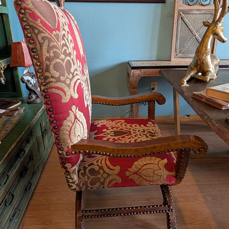Italian Throne Chair 18th, Antique, Nailheads
30 x 26 x 51h